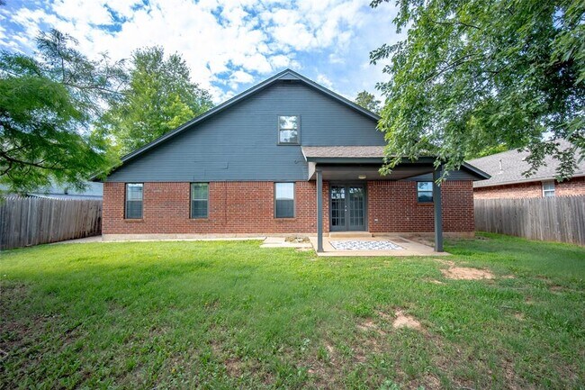 Foto del edificio - 1129 NW 176th St