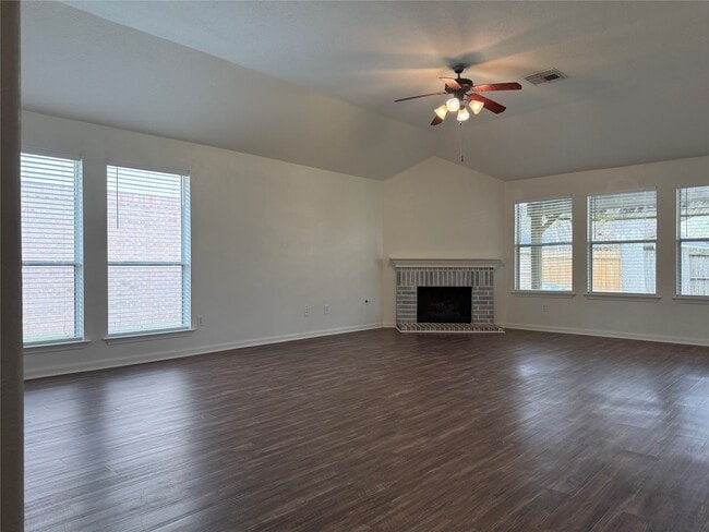 Building Photo - 3103 Bay Creek Dr