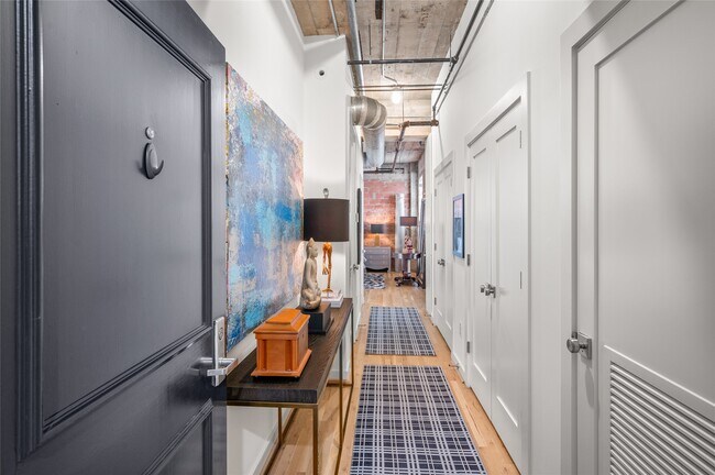 Foto del edificio - 204 Travis St