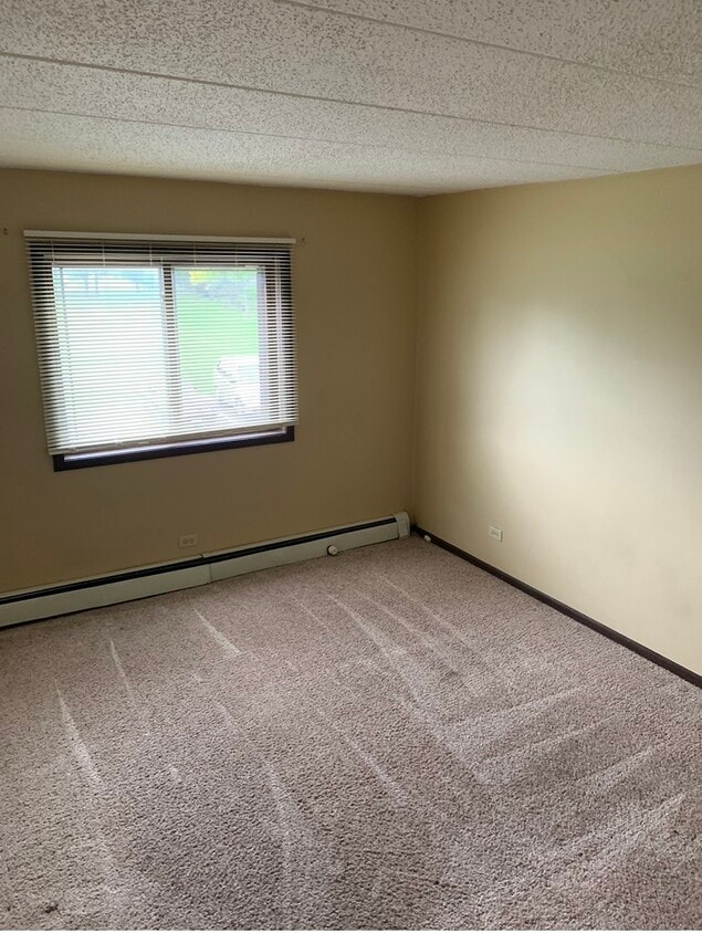 1200 Whispering Hills Ct Unit 1A, Naperville, IL 60540 1200