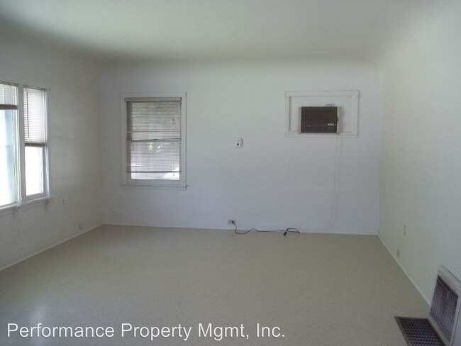 Foto del edificio - 3078 W McKinley Ave