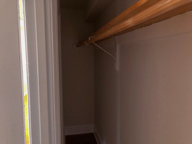 Building Photo - 1825 T St NW