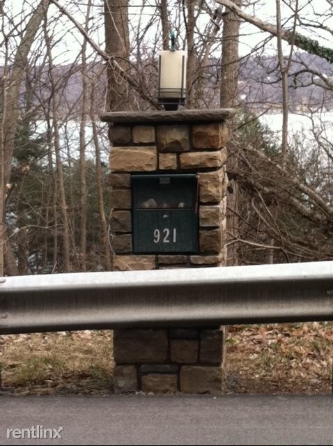 Building Photo - 921 Taughannock Blvd