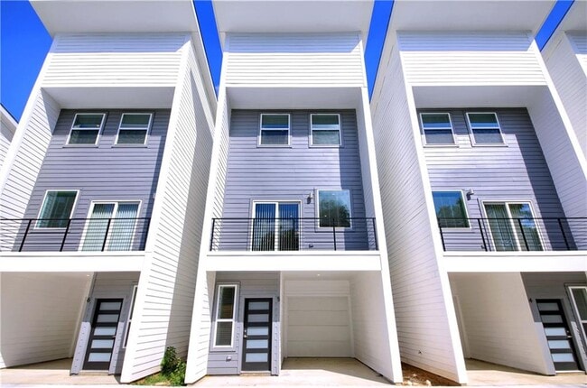 Building Photo - 6001 Bolm Rd
