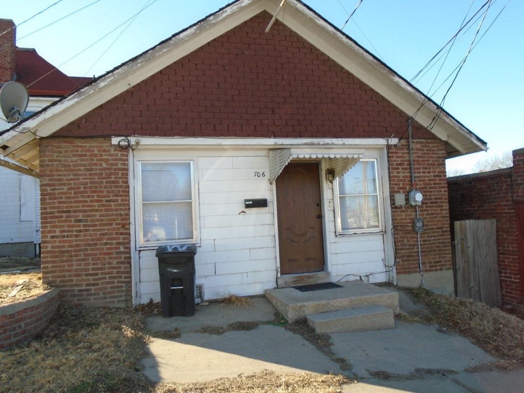 706 N 19th St, Saint Joseph, MO 64501 House Rental in Saint Joseph