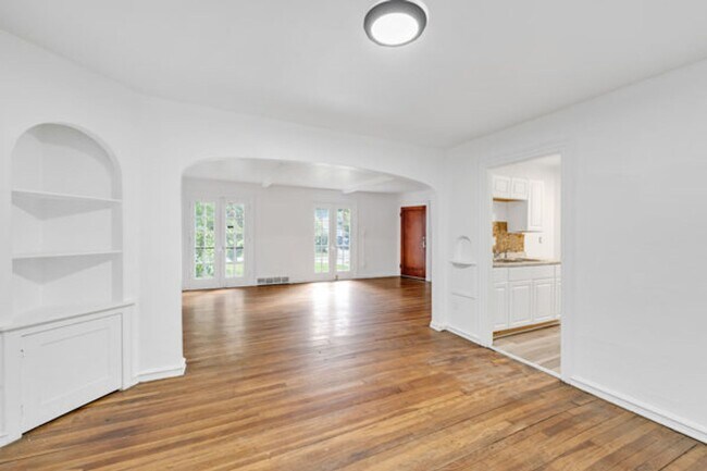 Building Photo - 3474 Daleford Rd