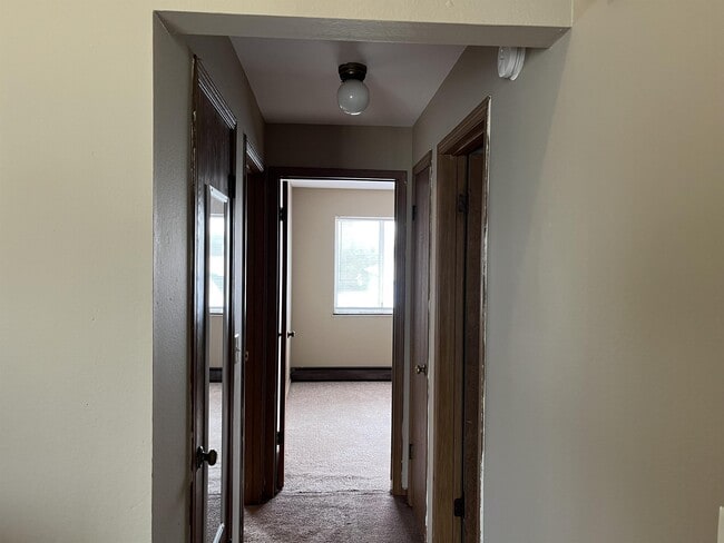 Building Photo - 480 Stratford Way