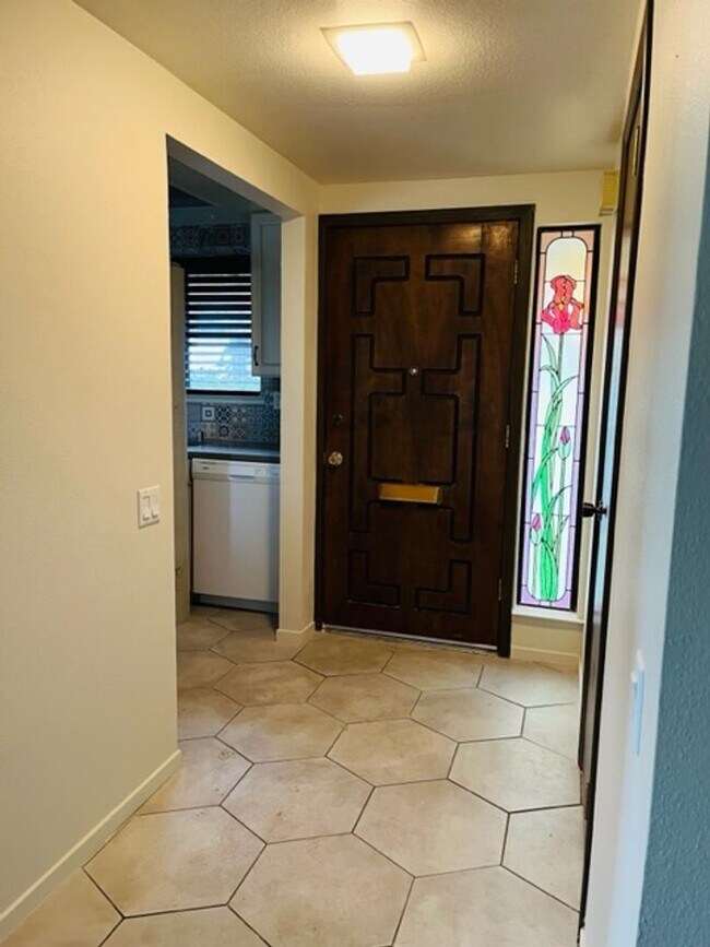 Foto del edificio - 3 br, 2 bath House - 5581 Rubion Circle