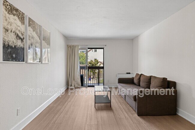 Foto del edificio - 6111 Rancho Mission Rd