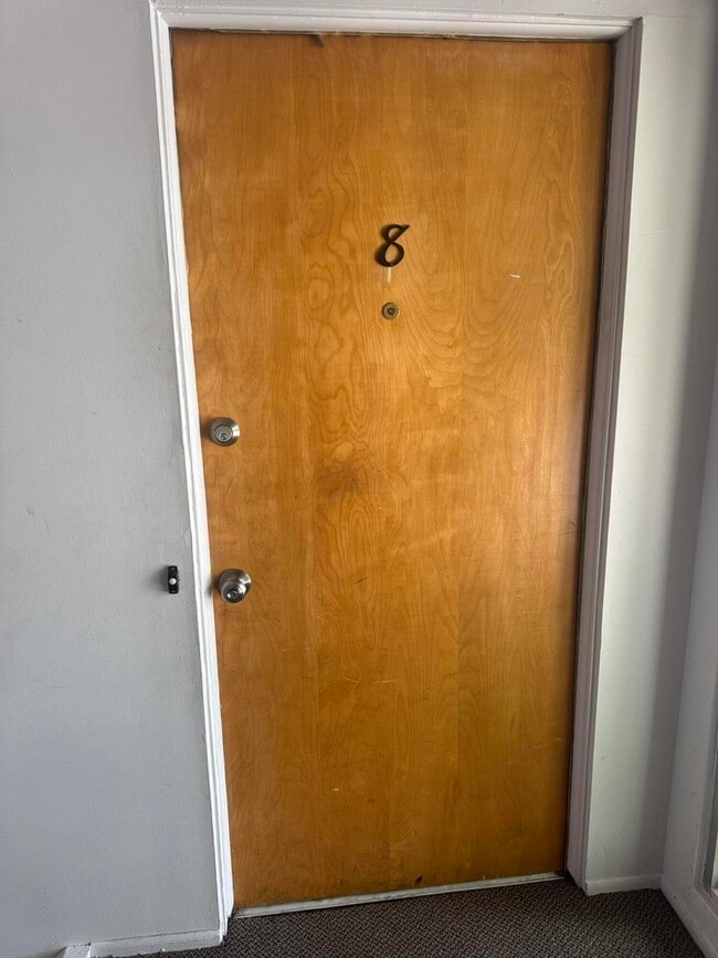 Foto del edificio - 4859 Mansfield Ave
