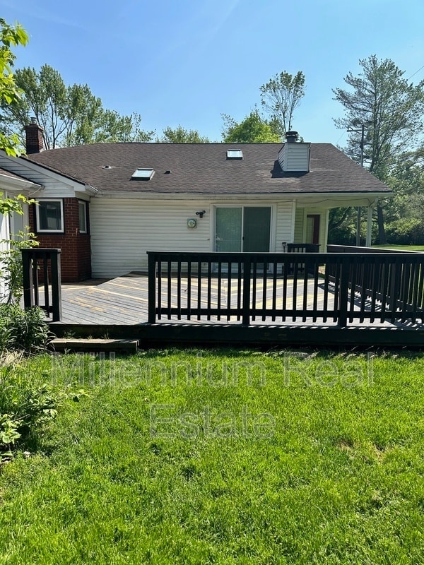 Building Photo - 24955 Westmoreland Dr