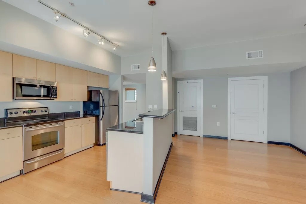 Kitchen + Living Room - 807 18th Ave S (Nashville, TN)