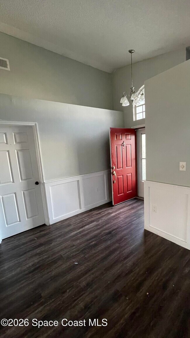 Foto del edificio - 2555 Street Pauls Dr