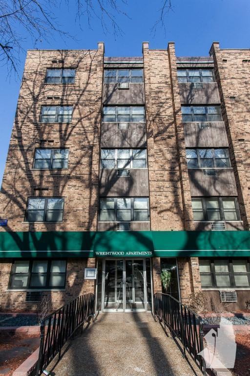 Primary Photo - 1 bedroom in Chicago IL 60614