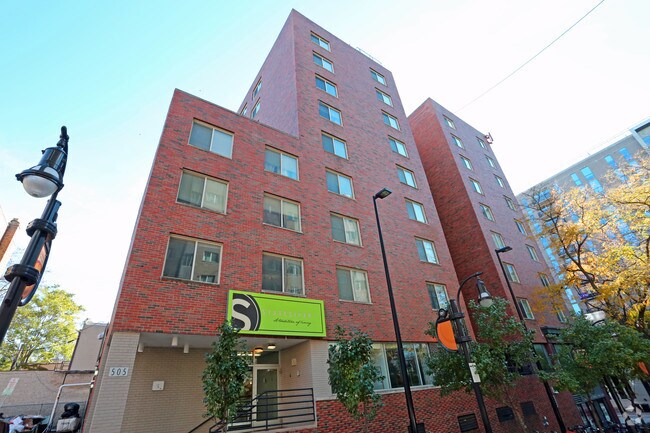 The Statesider Apartments Madison Wi Home Wisconsin Madison The Statesider Primary Photo