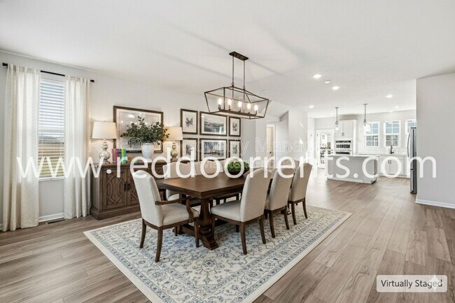 Foto del edificio - 14574 Hanford Ln