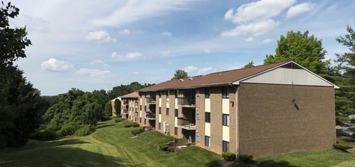 Primary Photo - Hickory Hill Apartments