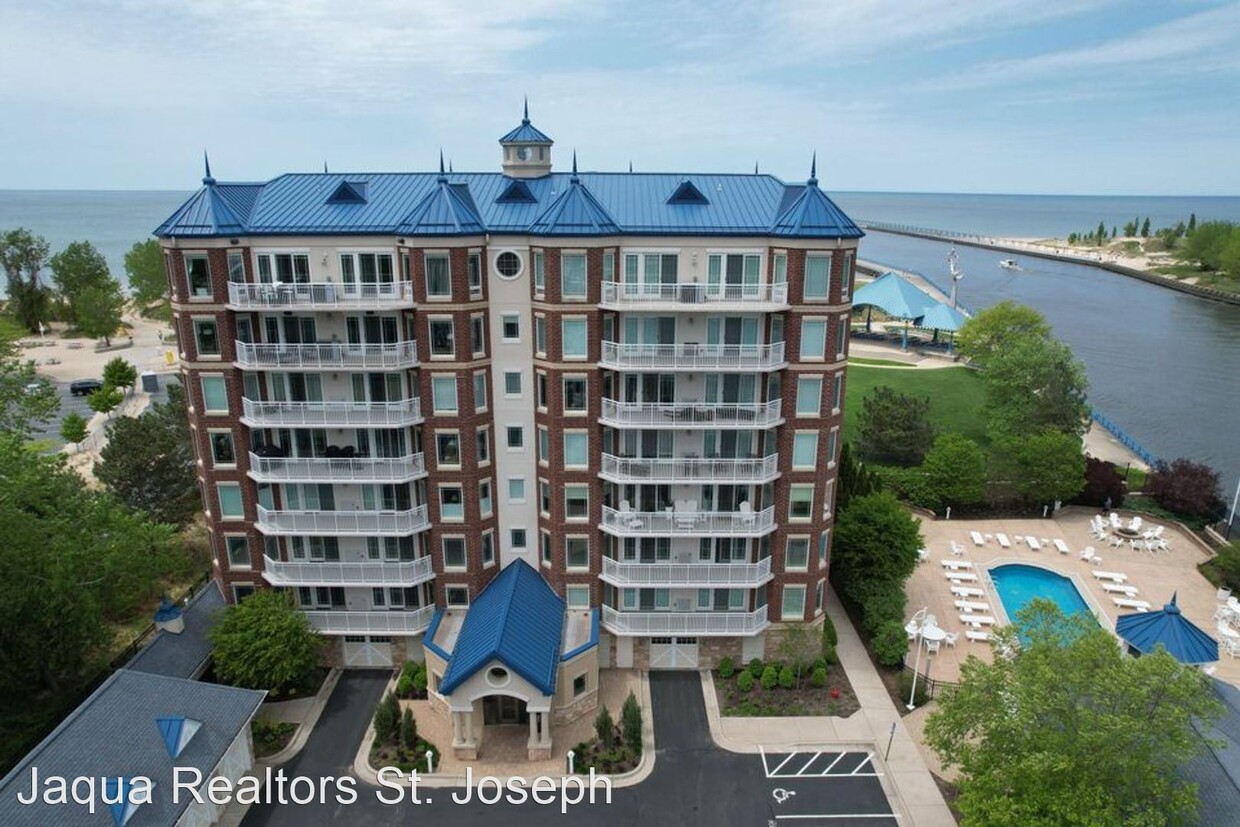 Foto principal - 2 br, 2.5 bath House - 200 Lake St #6C