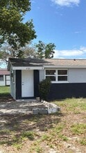 Building Photo - 4720 Wales St