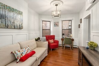 Building Photo - 165 Salem St