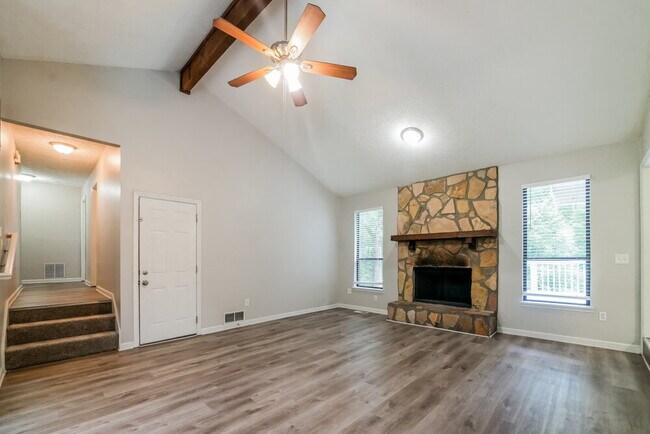 Foto del edificio - 1640 Clearstone Dr