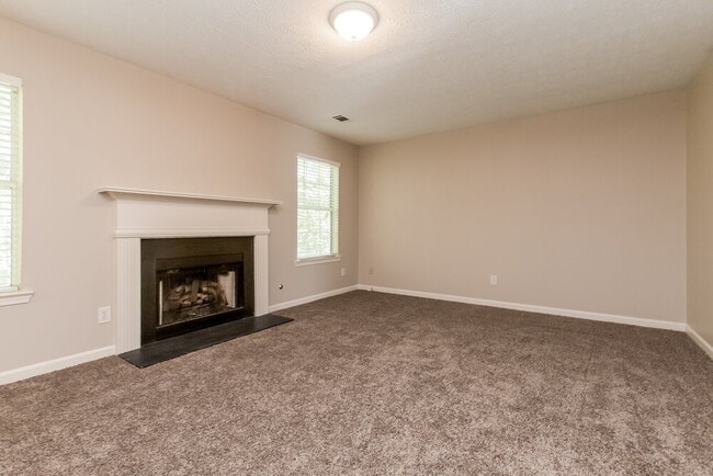 Building Photo - 2790 Meridian Dr