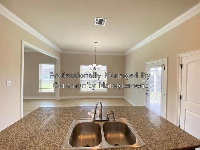 Building Photo - 13867 Arbor Walk Dr