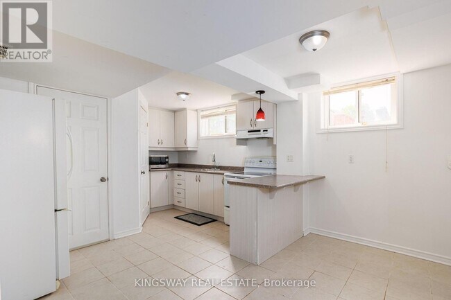 Building Photo - 57 Lancer Dr