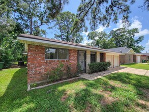 Building Photo - 7426 Navasota St