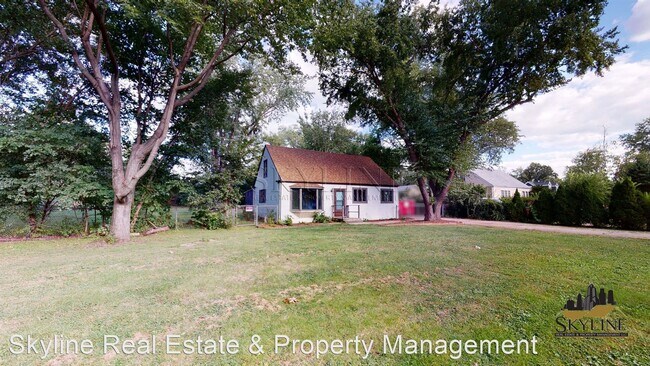 Building Photo - 3 br, 2 bath House - 1N145 Harriet Street