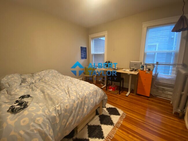 Foto del edificio - 21 Moraine St