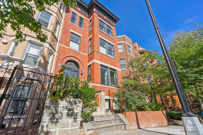 Foto del edificio - 1837 Kalorama Rd NW