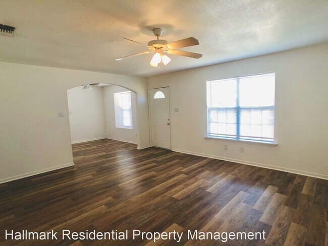 Foto del edificio - 3 br, 2 bath House - 2410 Dahlgreen Ave.