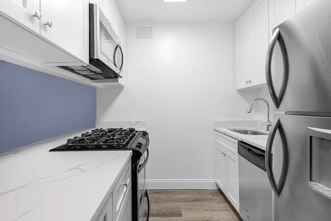 Foto del edificio - 280 Rector Pl