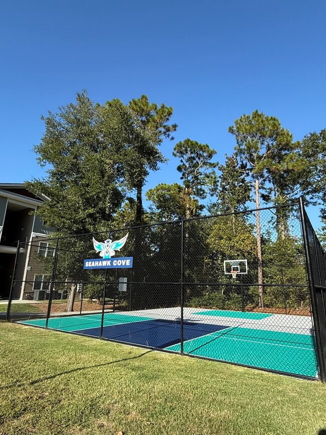 Building Photo - Seahawk Cove