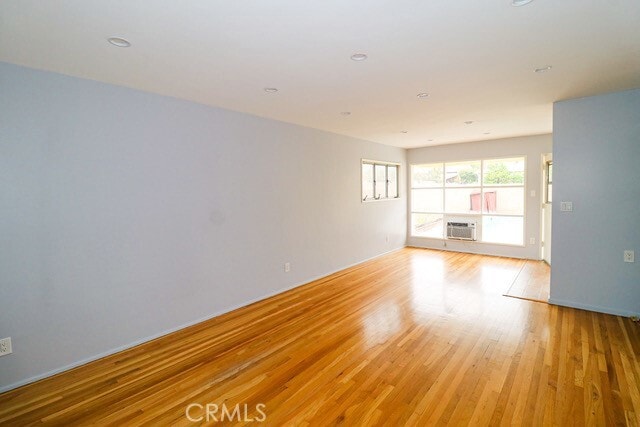Building Photo - 8700 Katherine Ave