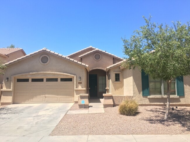 Beautiful Ranch Style 3 Bed 2 Bath Home! - Beautiful Ranch Style 3 Bed 2 Bath Home!
