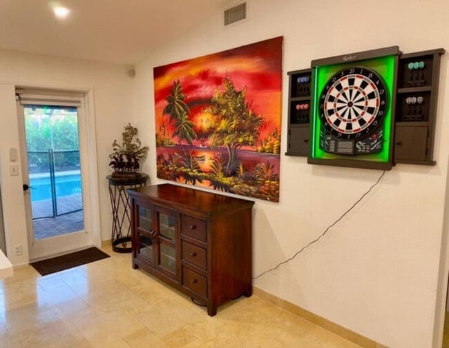 Foto del edificio - 2524 Gulfstream Ln