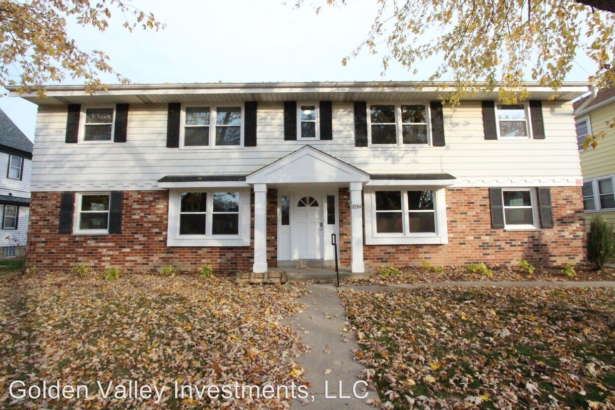 1744 S 63rd St, West Allis, WI 53214 Room for Rent in West Allis, WI