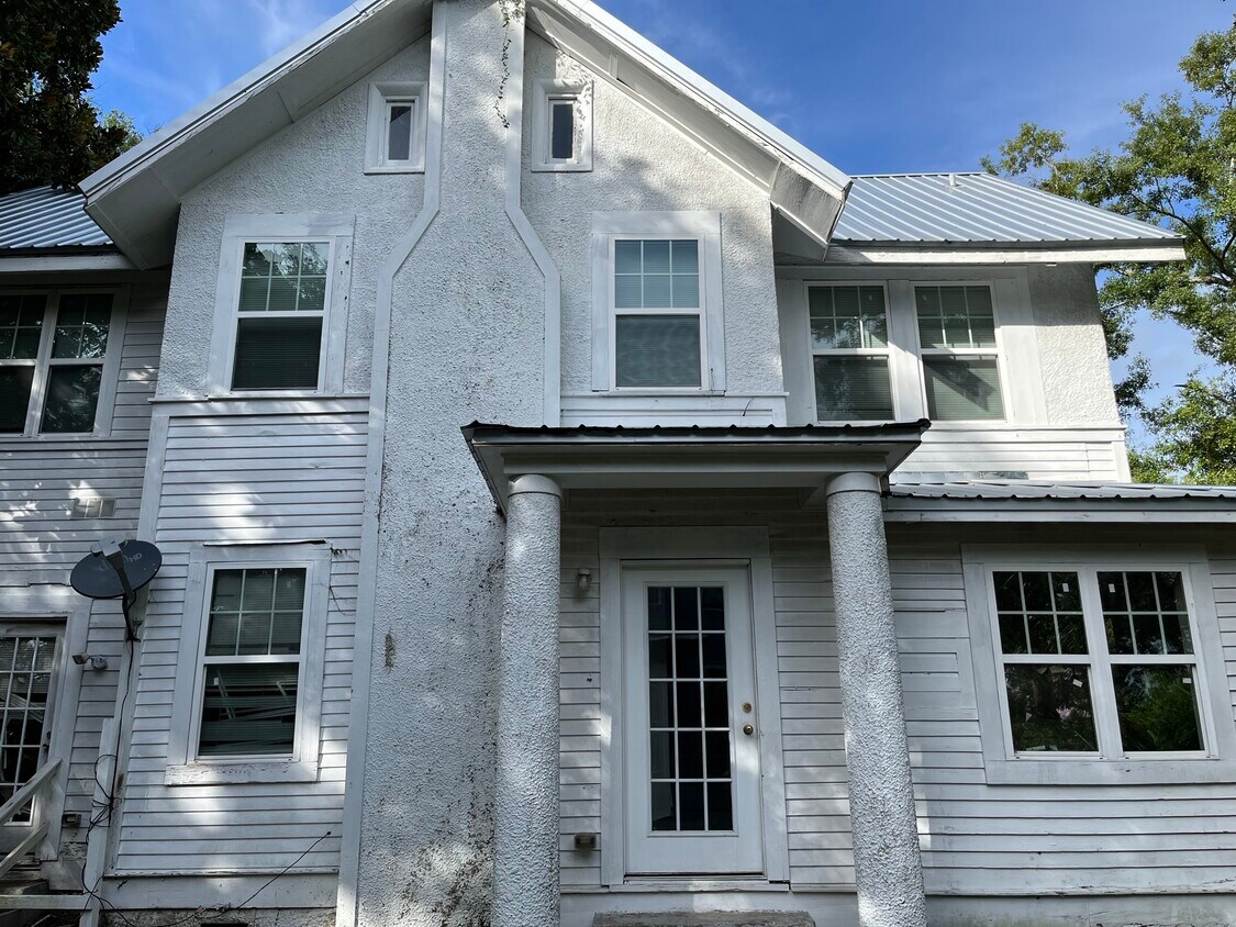 309 7th St Unit A, Chickasaw, AL 36611 309 7th St Chickasaw, AL