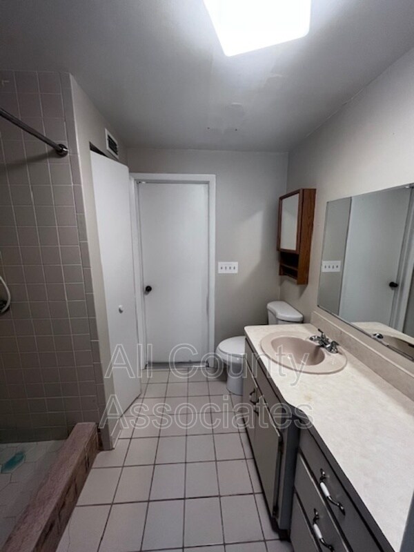 Building Photo - 11023 Hook Ln