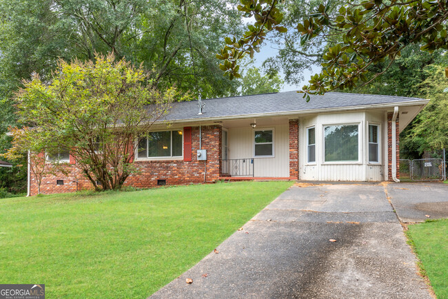 Building Photo - 1905 Creekside Ct