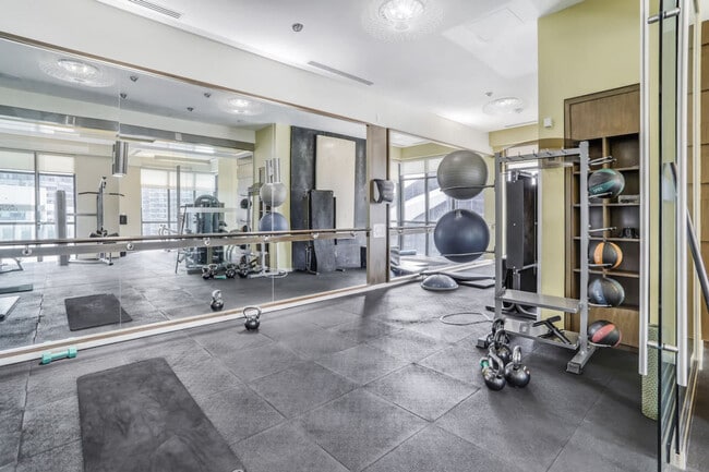 Building Photo - 300 Front St W