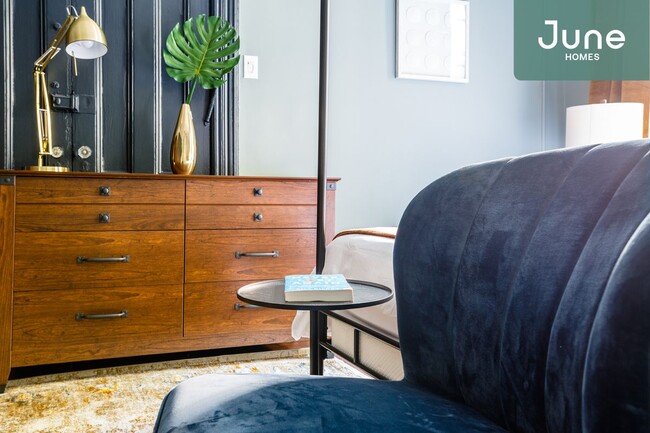 Foto del edificio - Full room in 4-bed/1.0-bath Home