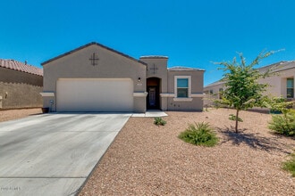 Building Photo - 5003 E Smoky Quartz Rd