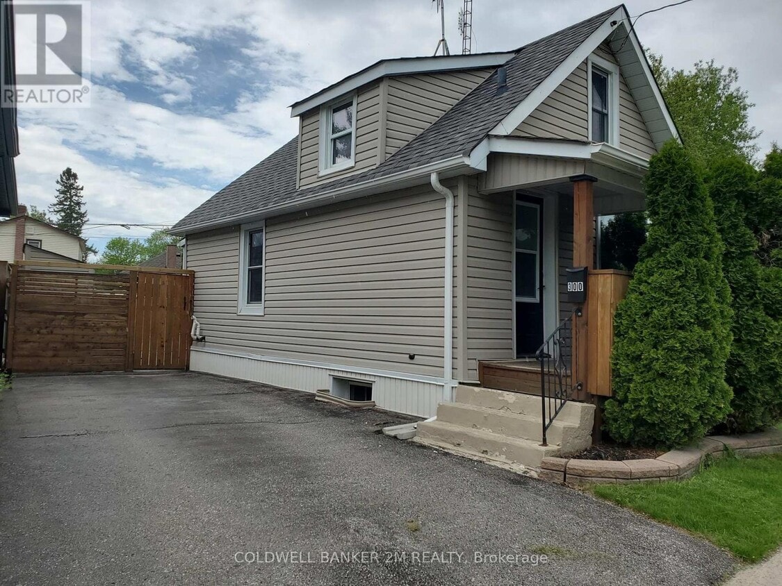 Photo principale - 300 Haig St