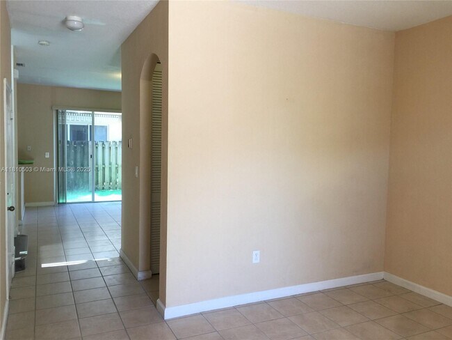 Foto del edificio - 12861 SW 134th St