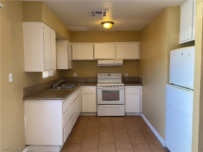 Foto del edificio - 2812 Marlin Ave