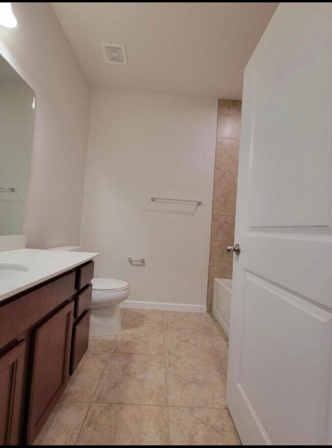 Foto del edificio - 4162 Keeson Cir