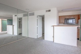 Photo - 2307 Balsam Dr Apartment